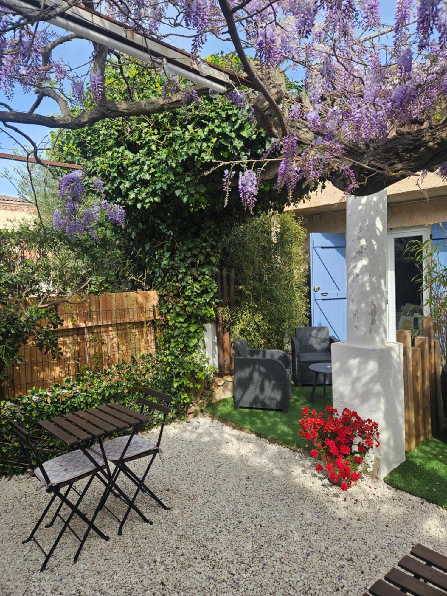 Chez Louis Otel Les Issambres Dış mekan fotoğraf