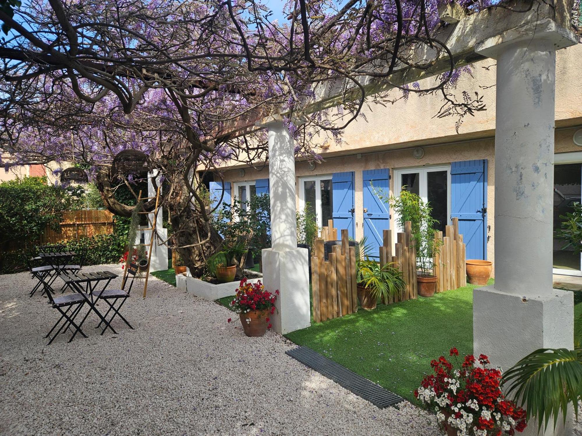 Chez Louis Otel Les Issambres Dış mekan fotoğraf